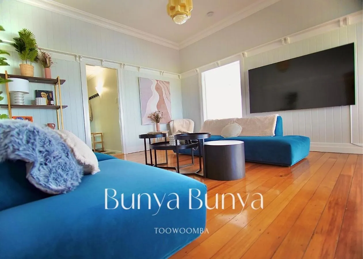 Bunya Bunya Luxury Estate Toowoomba Set Over 2 Acres With Tennis Court
