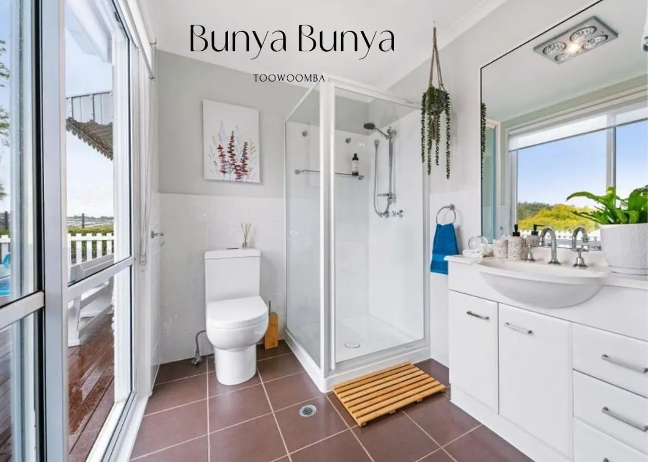 Bunya Bunya Luxury Estate Toowoomba Set Over 2 Acres With Tennis Court 0*,  אוסטרליה