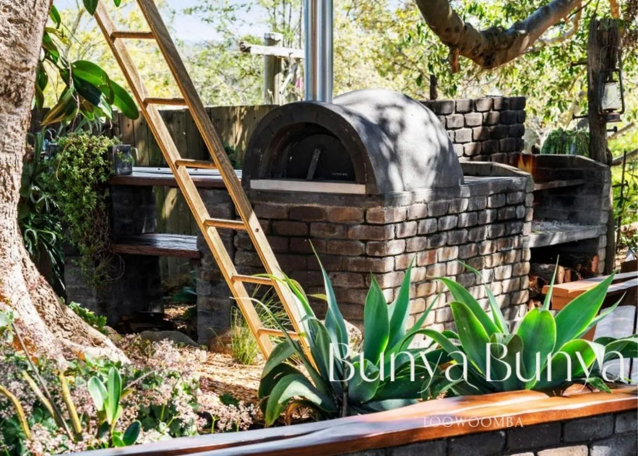 Bunya Bunya Luxury Estate Toowoomba Set Over 2 Acres With Tennis Court בית נופש
