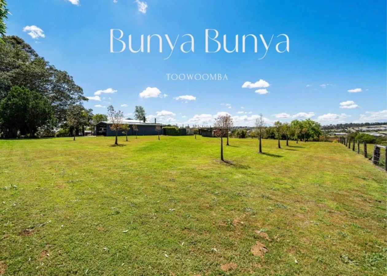Bunya Bunya Luxury Estate Toowoomba Set Over 2 Acres With Tennis Court