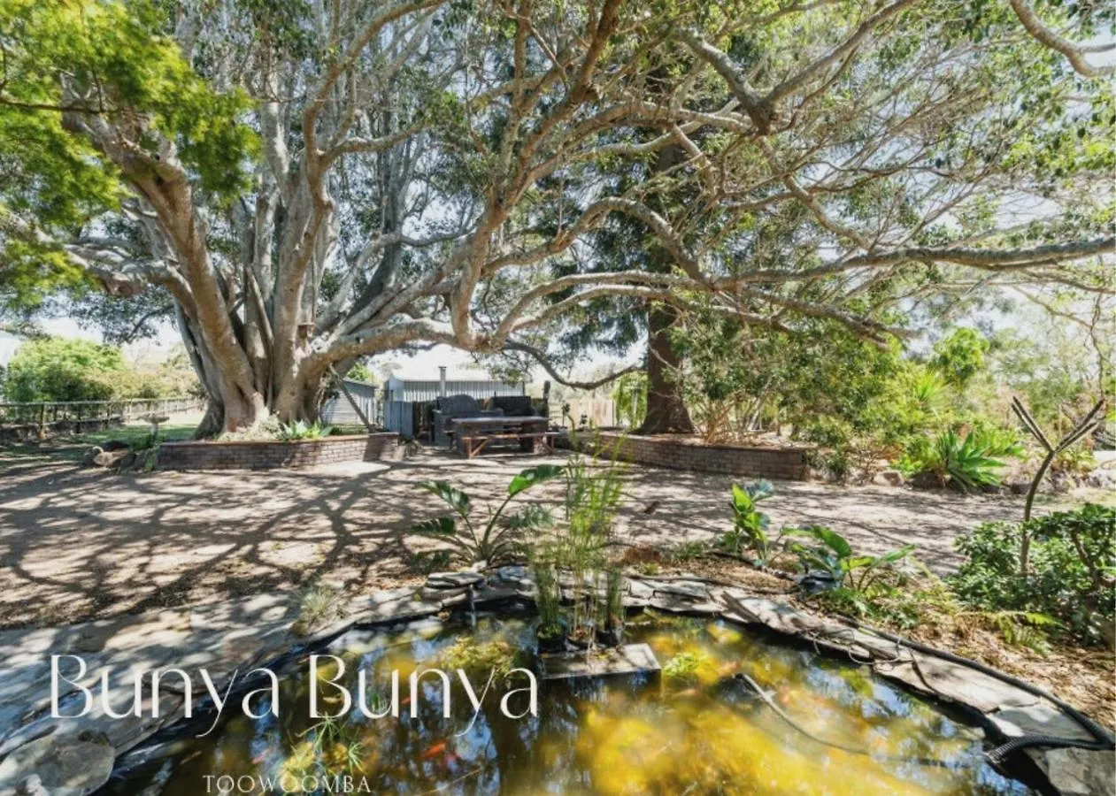 Bunya Bunya Luxury Estate Toowoomba Set Over 2 Acres With Tennis Court Australien